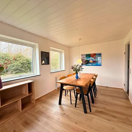 4 Bedrooms Cozy & Spacious - Lalandia & Puttagrden & Femern Villa *