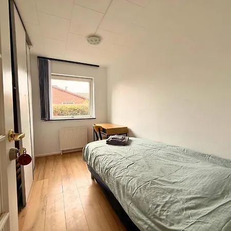 Villa 4 Bedrooms Cozy & Spacious - Lalandia & Puttagrden & Femern Rødby