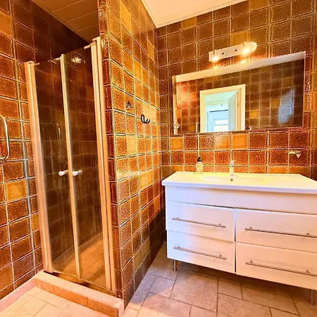 4 Bedrooms Cozy & Spacious - Lalandia & Puttagrden & Femern Rødby